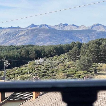Appartamento La Nava De Gredos Acogedor Piso Con Vistas Navarredonda Esterno foto