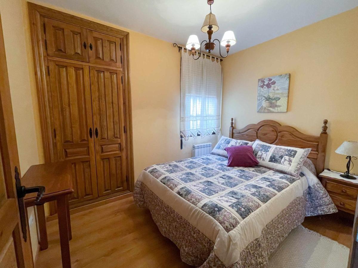Appartamento La Nava De Gredos Acogedor Piso Con Vistas Navarredonda Esterno foto