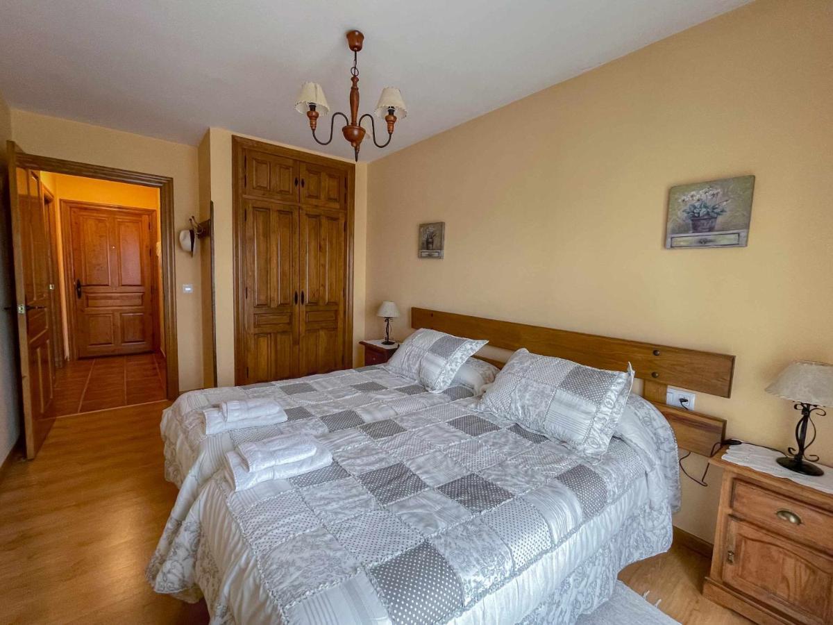 Appartamento La Nava De Gredos Acogedor Piso Con Vistas Navarredonda Esterno foto